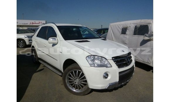 Buy Import Mercedes-Benz 190 White Car in Import - Dubai in Batken Buy Import Mercedes-Benz 190 White Car in Import - Dubai in Batken