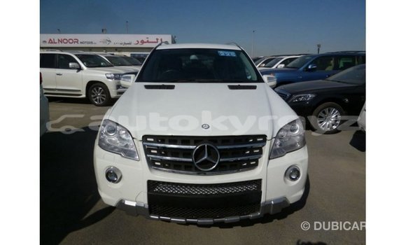 Buy Import Mercedes-Benz 190 White Car in Import - Dubai in Batken Buy Import Mercedes-Benz 190 White Car in Import - Dubai in Batken