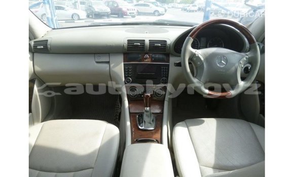 Buy Import Mercedes-Benz 190 Blue Car in Import - Dubai in Batken Buy Import Mercedes-Benz 190 Blue Car in Import - Dubai in Batken