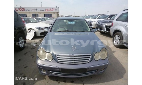 Buy Import Mercedes-Benz 190 Blue Car in Import - Dubai in Batken Buy Import Mercedes-Benz 190 Blue Car in Import - Dubai in Batken