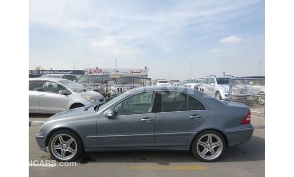 Buy Import Mercedes-Benz 190 Blue Car in Import - Dubai in Batken Buy Import Mercedes-Benz 190 Blue Car in Import - Dubai in Batken