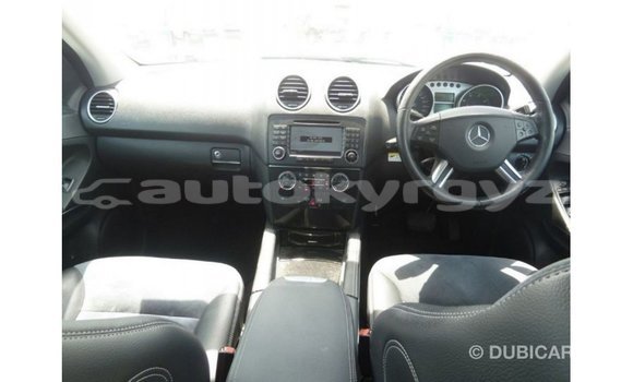 Buy Import Mercedes-Benz 190 Black Car in Import - Dubai in Batken Buy Import Mercedes-Benz 190 Black Car in Import - Dubai in Batken