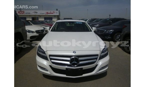 Buy Import Mercedes-Benz 190 White Car in Import - Dubai in Batken Buy Import Mercedes-Benz 190 White Car in Import - Dubai in Batken