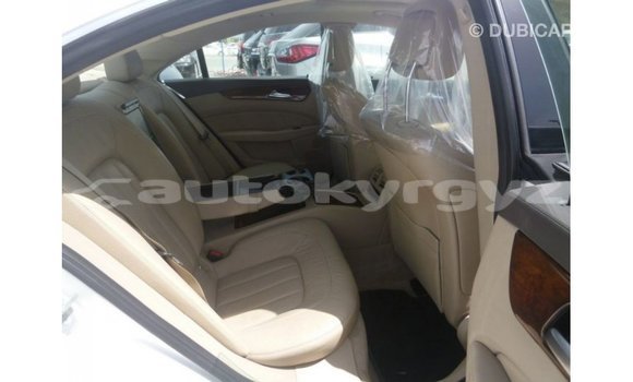 Buy Import Mercedes-Benz 190 White Car in Import - Dubai in Batken Buy Import Mercedes-Benz 190 White Car in Import - Dubai in Batken