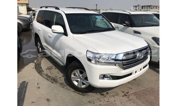 Buy Import Toyota Land Cruiser White Car in Import - Dubai in Batken Buy Import Toyota Land Cruiser White Car in Import - Dubai in Batken