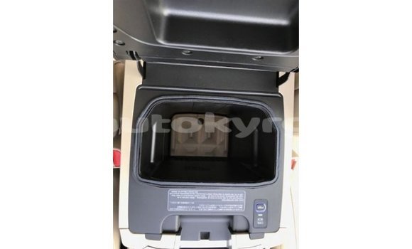 Buy Import Toyota Land Cruiser Black Car in Import - Dubai in Batken Buy Import Toyota Land Cruiser Black Car in Import - Dubai in Batken