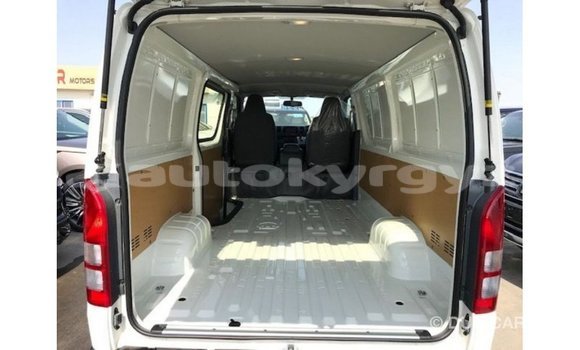 Buy Import Toyota Hiace White Car in Import - Dubai in Batken Buy Import Toyota Hiace White Car in Import - Dubai in Batken