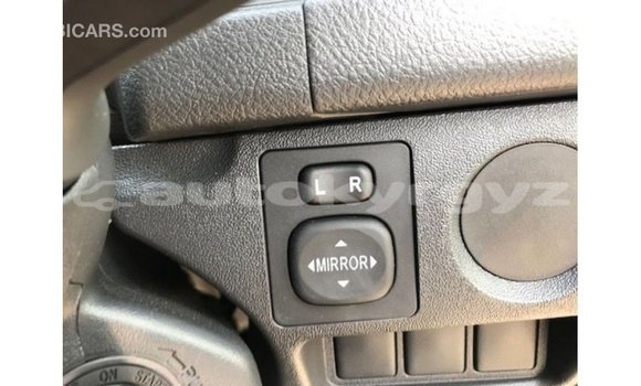 Buy Import Toyota Hiace White Car in Import - Dubai in Batken Buy Import Toyota Hiace White Car in Import - Dubai in Batken