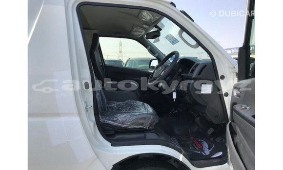 Buy Import Toyota Hiace White Car in Import - Dubai in Batken Buy Import Toyota Hiace White Car in Import - Dubai in Batken