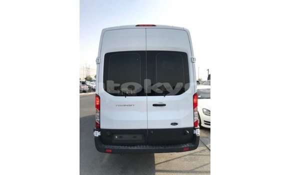 Buy Import Ford AEV AMBULANCE White Truck in Import - Dubai in Batken Buy Import Ford AEV AMBULANCE White Truck in Import - Dubai in Batken