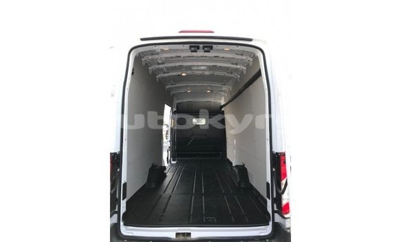 Buy Import Ford AEV AMBULANCE White Truck in Import - Dubai in Batken Buy Import Ford AEV AMBULANCE White Truck in Import - Dubai in Batken