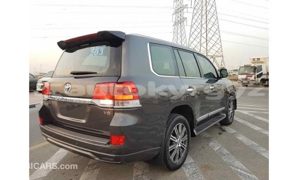 Buy Import Toyota Land Cruiser Other Car in Import - Dubai in Batken Buy Import Toyota Land Cruiser Other Car in Import - Dubai in Batken