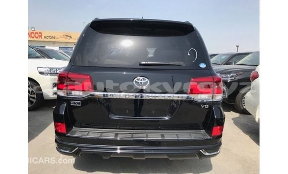 Buy Import Toyota Land Cruiser Black Car in Import - Dubai in Batken Buy Import Toyota Land Cruiser Black Car in Import - Dubai in Batken
