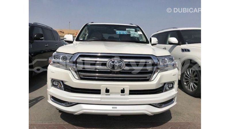 Big with watermark toyota land cruiser batken import dubai 2820