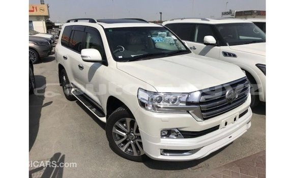 Buy Import Toyota Land Cruiser White Car in Import - Dubai in Batken Buy Import Toyota Land Cruiser White Car in Import - Dubai in Batken