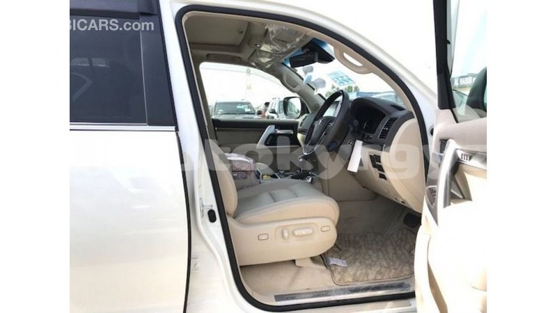 Big with watermark toyota land cruiser batken import dubai 2820