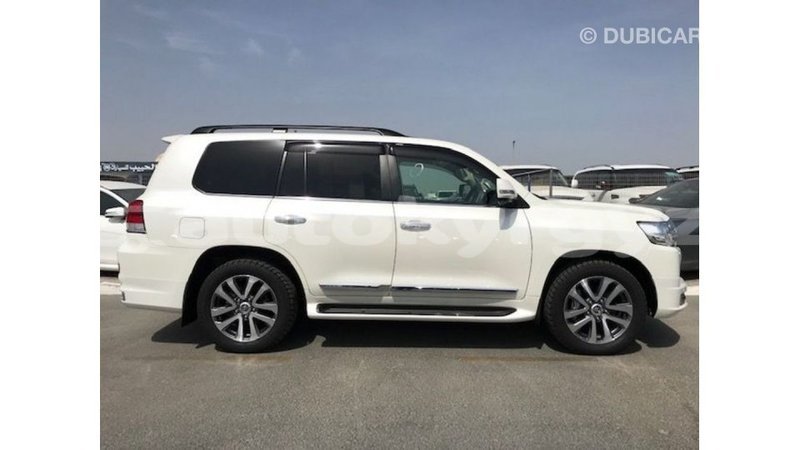 Big with watermark toyota land cruiser batken import dubai 2820