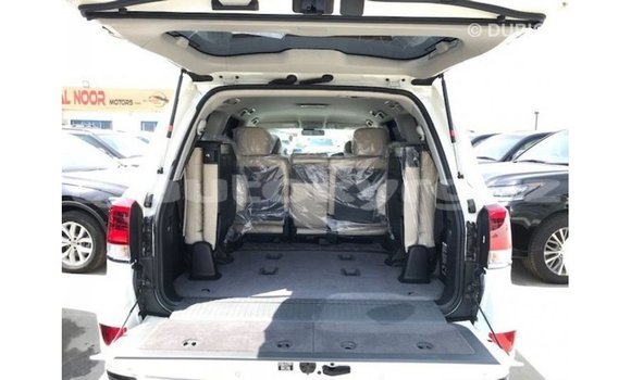 Buy Import Toyota Land Cruiser White Car in Import - Dubai in Batken Buy Import Toyota Land Cruiser White Car in Import - Dubai in Batken