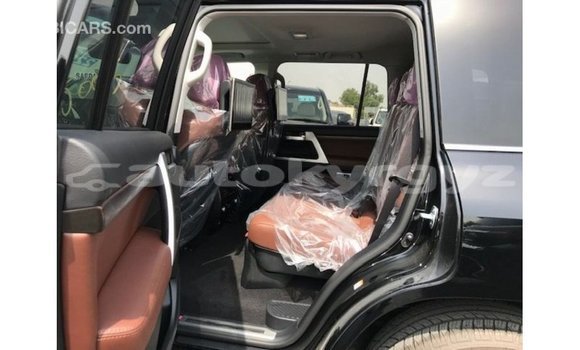 Buy Import Toyota Land Cruiser Black Car in Import - Dubai in Batken Buy Import Toyota Land Cruiser Black Car in Import - Dubai in Batken