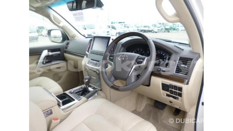 Big with watermark toyota land cruiser batken import dubai 2826