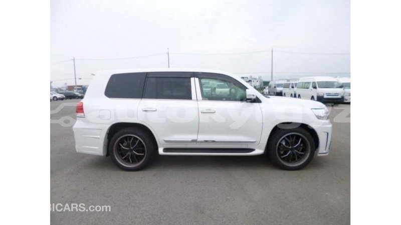 Big with watermark toyota land cruiser batken import dubai 2826