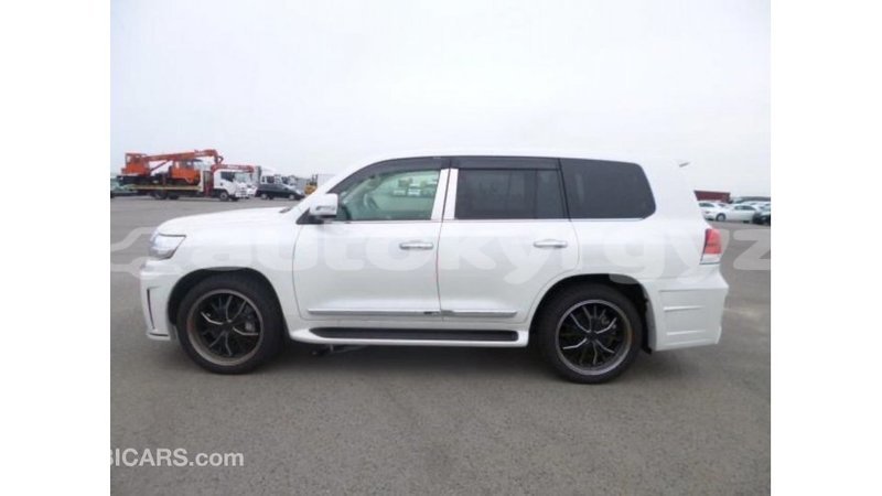 Big with watermark toyota land cruiser batken import dubai 2826