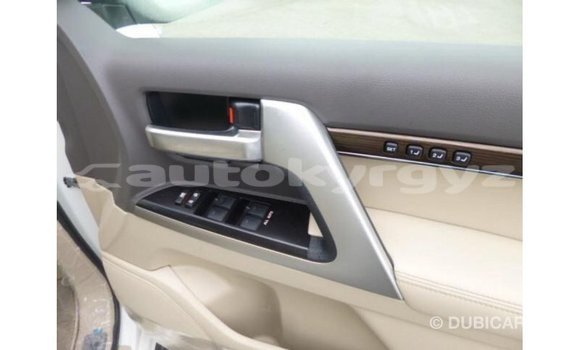 Buy Import Toyota Land Cruiser White Car in Import - Dubai in Batken Buy Import Toyota Land Cruiser White Car in Import - Dubai in Batken