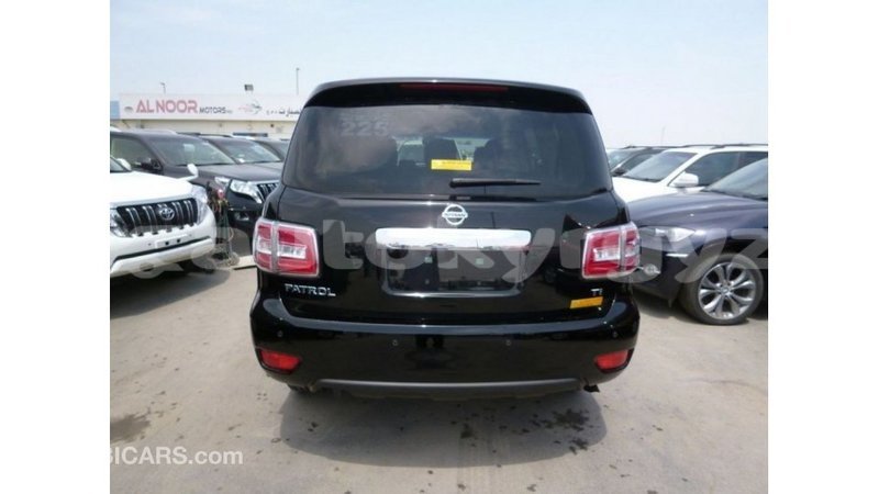 Big with watermark nissan patrol batken import dubai 2841