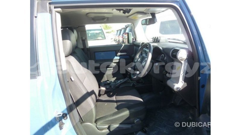 Big with watermark toyota fj cruiser batken import dubai 2851
