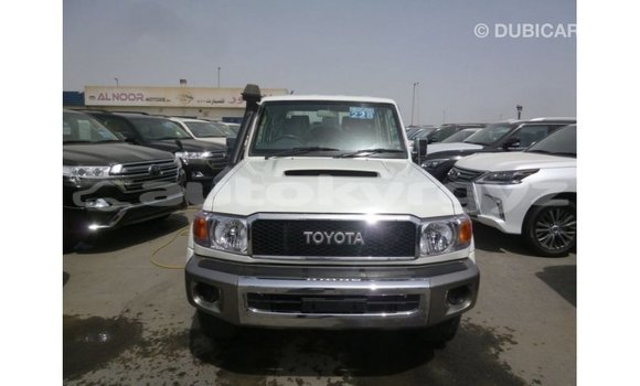 Buy Import Toyota Land Cruiser White Car in Import - Dubai in Batken Buy Import Toyota Land Cruiser White Car in Import - Dubai in Batken