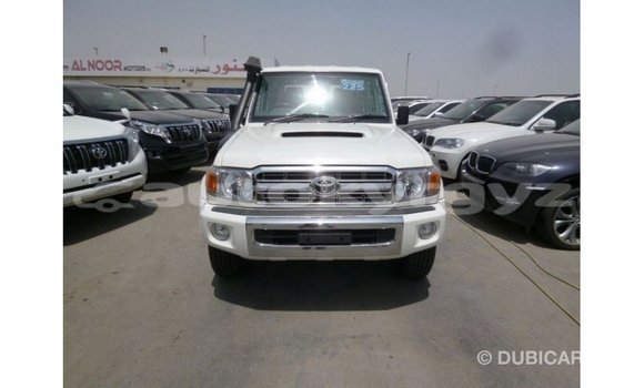 Buy Import Toyota Land Cruiser White Car in Import - Dubai in Batken Buy Import Toyota Land Cruiser White Car in Import - Dubai in Batken