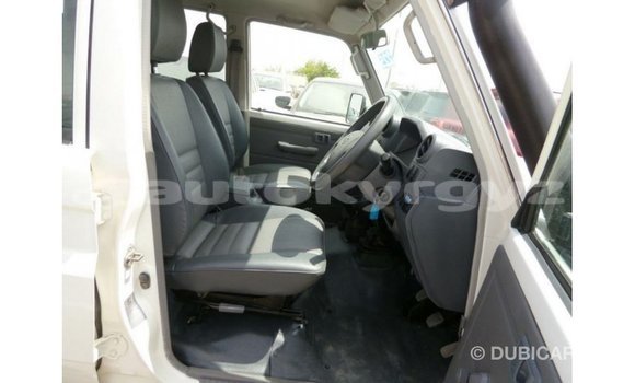 Buy Import Toyota Land Cruiser White Car in Import - Dubai in Batken Buy Import Toyota Land Cruiser White Car in Import - Dubai in Batken