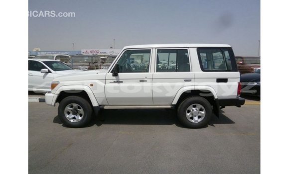 Buy Import Toyota Land Cruiser White Car in Import - Dubai in Batken Buy Import Toyota Land Cruiser White Car in Import - Dubai in Batken