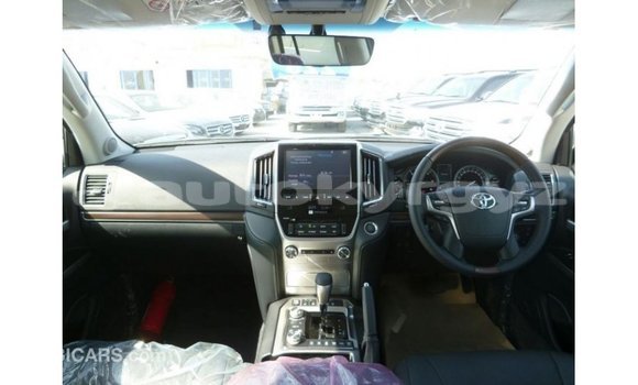 Buy Import Toyota Land Cruiser Black Car in Import - Dubai in Batken Buy Import Toyota Land Cruiser Black Car in Import - Dubai in Batken