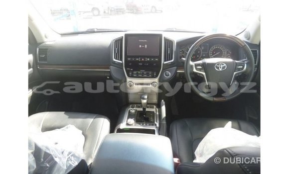 Buy Import Toyota Land Cruiser White Car in Import - Dubai in Batken Buy Import Toyota Land Cruiser White Car in Import - Dubai in Batken