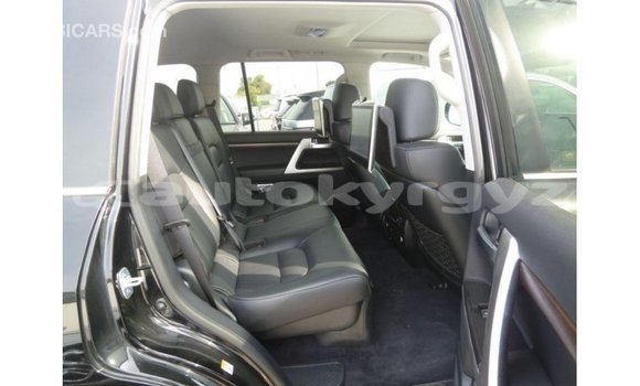 Buy Import Toyota Land Cruiser Black Car in Import - Dubai in Batken Buy Import Toyota Land Cruiser Black Car in Import - Dubai in Batken
