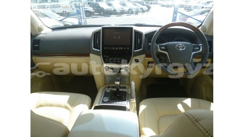 Big with watermark toyota land cruiser batken import dubai 2871