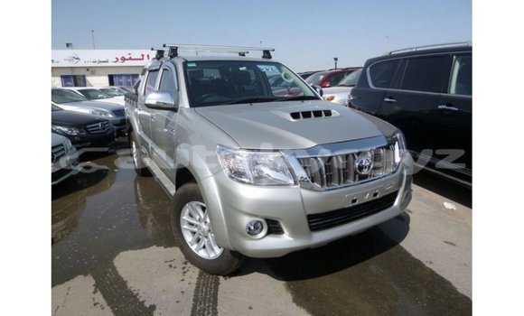 Buy Import Toyota Hilux Other Car in Import - Dubai in Batken Buy Import Toyota Hilux Other Car in Import - Dubai in Batken
