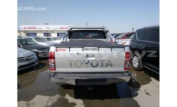 Buy Import Toyota Hilux Other Car in Import - Dubai in Batken Buy Import Toyota Hilux Other Car in Import - Dubai in Batken