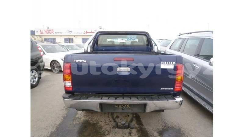 Big with watermark toyota hilux batken import dubai 2877