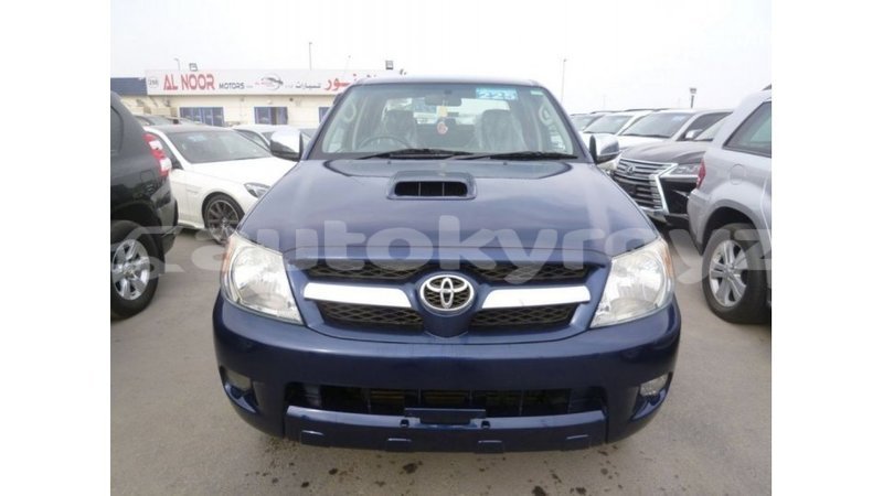 Big with watermark toyota hilux batken import dubai 2877