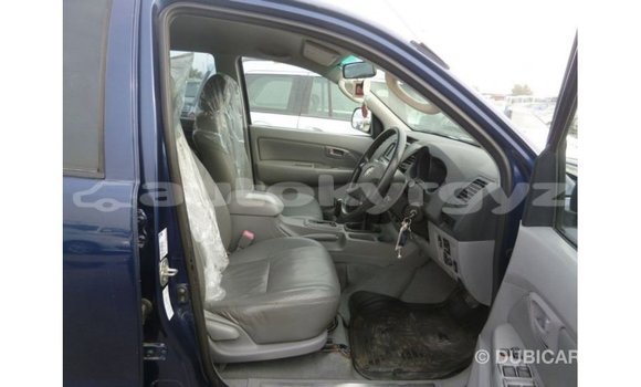 Buy Import Toyota Hilux Blue Car in Import - Dubai in Batken Buy Import Toyota Hilux Blue Car in Import - Dubai in Batken