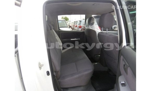 Buy Import Toyota Hilux White Car in Import - Dubai in Batken Buy Import Toyota Hilux White Car in Import - Dubai in Batken