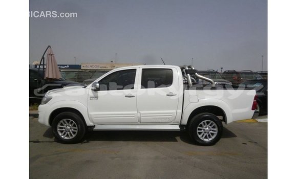 Buy Import Toyota Hilux White Car in Import - Dubai in Batken Buy Import Toyota Hilux White Car in Import - Dubai in Batken