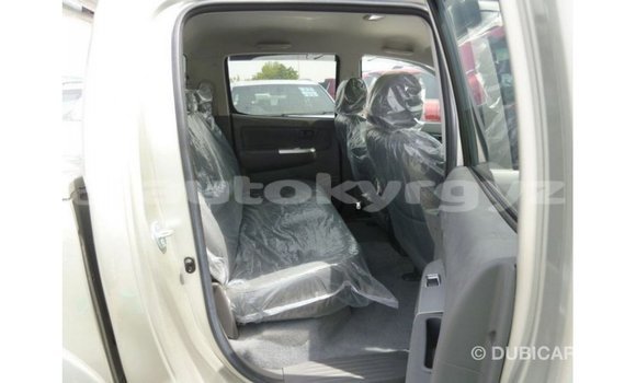 Buy Import Toyota Hilux Other Car in Import - Dubai in Batken Buy Import Toyota Hilux Other Car in Import - Dubai in Batken