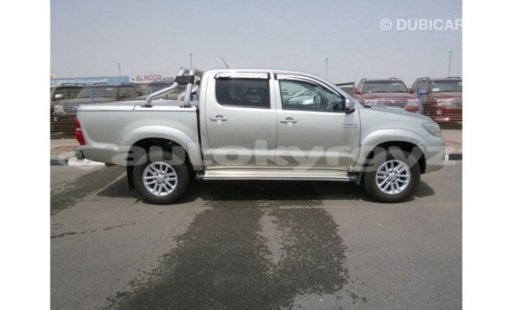 Buy Import Toyota Hilux Other Car in Import - Dubai in Batken Buy Import Toyota Hilux Other Car in Import - Dubai in Batken
