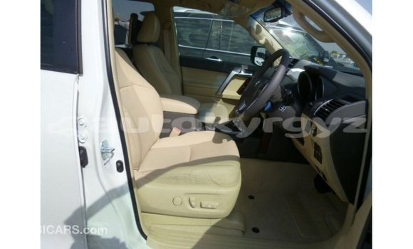 Buy Import Toyota Prado White Car in Import - Dubai in Batken Buy Import Toyota Prado White Car in Import - Dubai in Batken