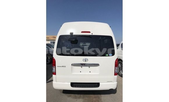 Buy Import Toyota Hiace White Car in Import - Dubai in Batken Buy Import Toyota Hiace White Car in Import - Dubai in Batken