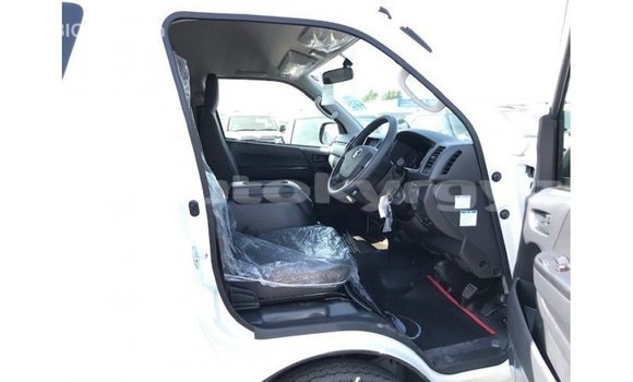 Buy Import Toyota Hiace White Car in Import - Dubai in Batken Buy Import Toyota Hiace White Car in Import - Dubai in Batken