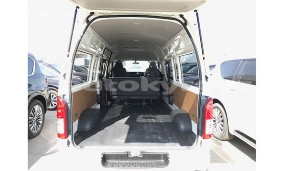 Buy Import Toyota Hiace White Car in Import - Dubai in Batken Buy Import Toyota Hiace White Car in Import - Dubai in Batken